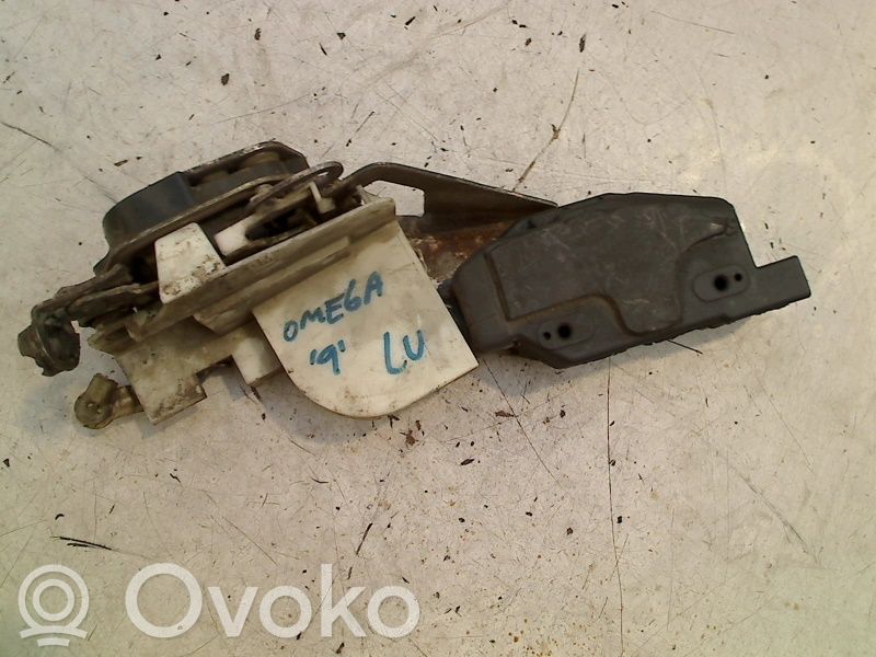 Opel Omega A Încuietoare ușă față 