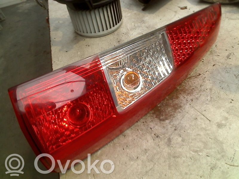 Rear/tail lights