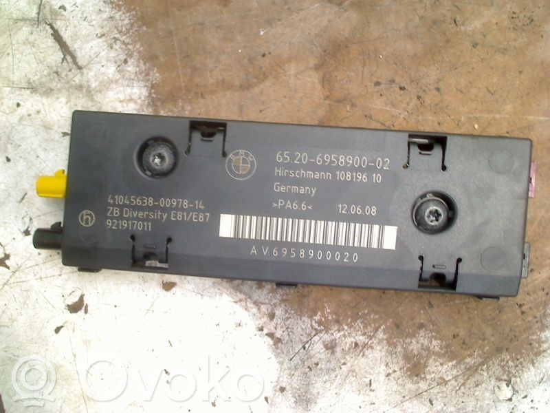 BMW 1 E81 E87 Muut ohjainlaitteet/moduulit 
