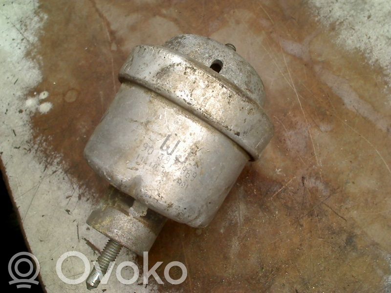 Opel Vectra B Engine mount bracket 