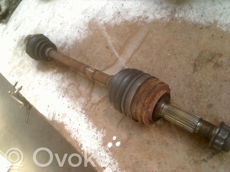 Etuvetoakseli   8250050595007,8250050595007