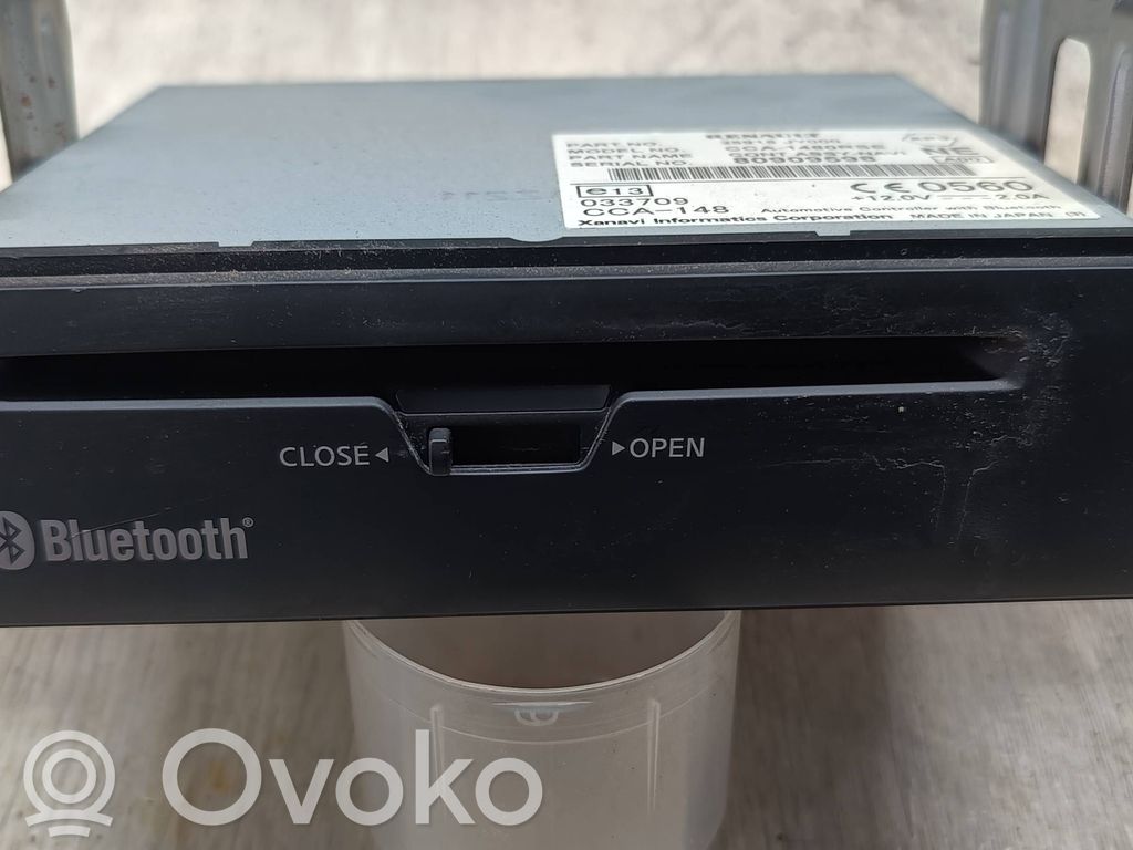 Renault Koleos I GPS navigation control unit/module 