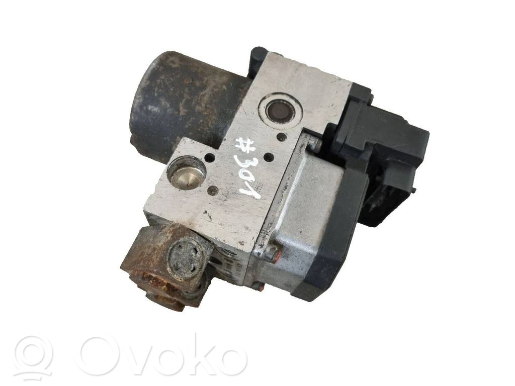 Audi A8 S8 D2 4D ABS bloks 