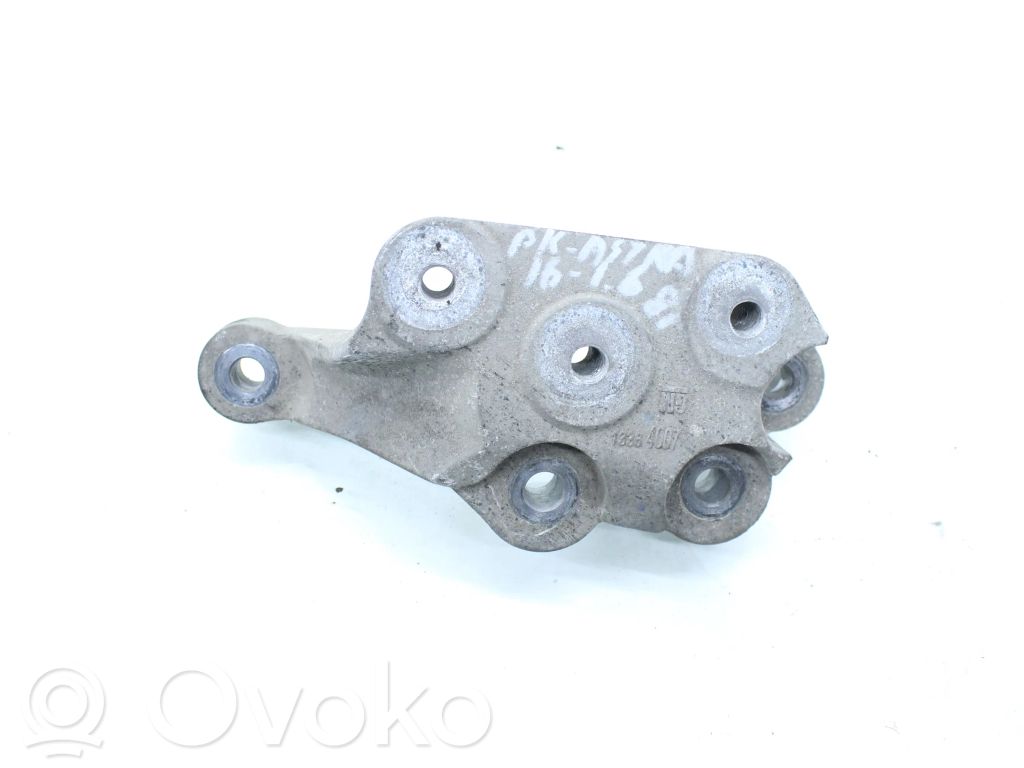 Opel Astra K Engine mounting bracket 