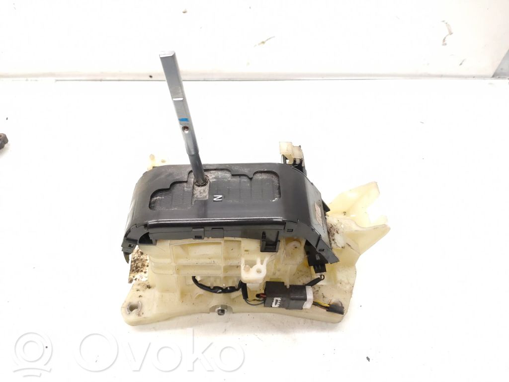 Gear shifter/selector   43700
