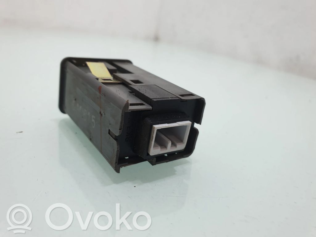 Honda CR-V Headlight level height control switch 