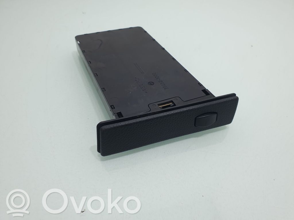 BMW 5 E60 E61 Cup holder 