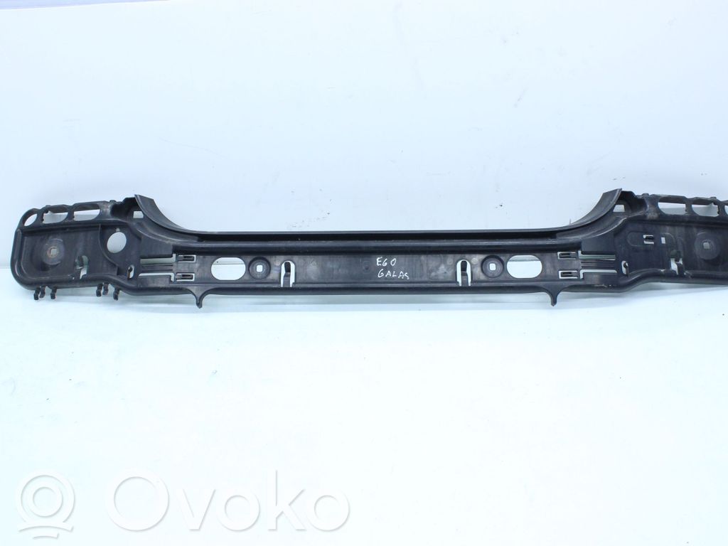 BMW 5 E60 E61 Staffa di rinforzo montaggio del paraurti posteriore 