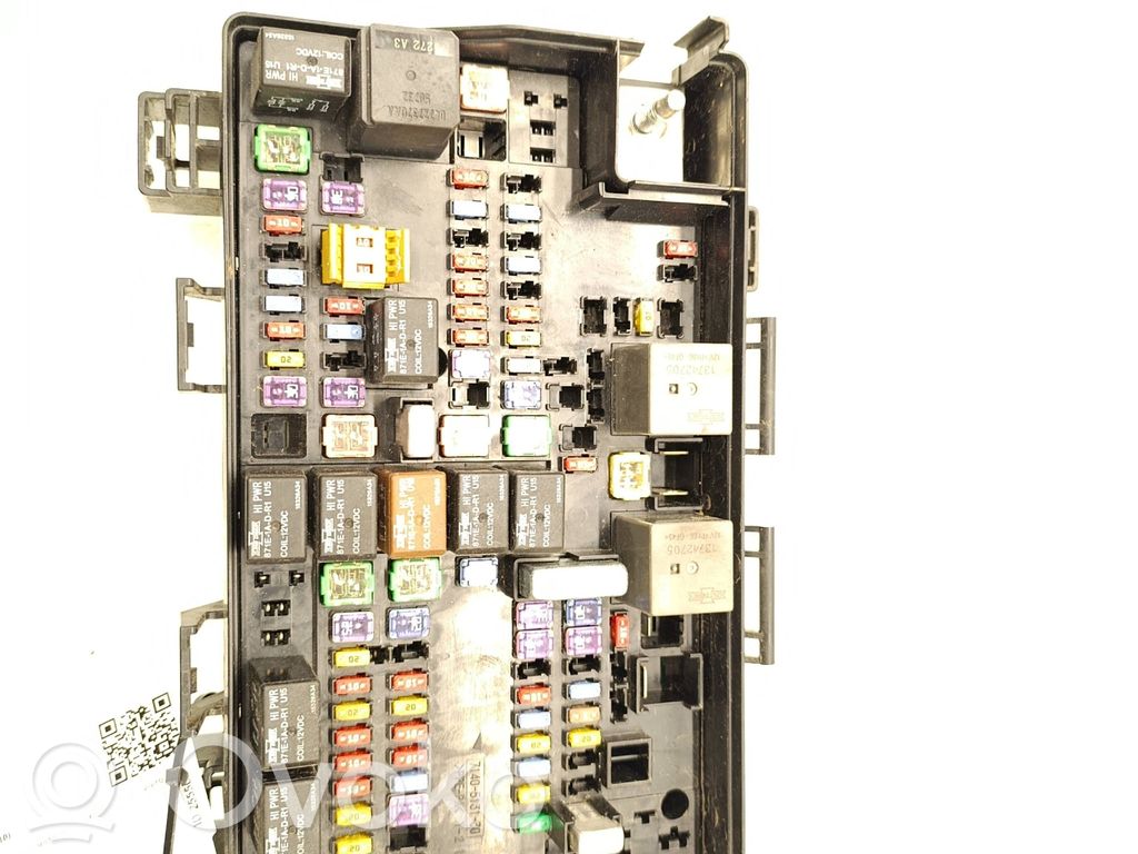 Dodge Durango III Fuse module 