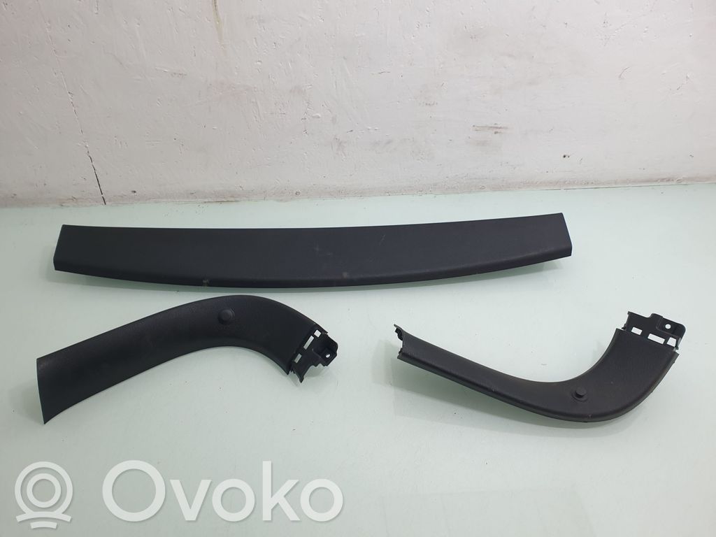 KIA Ceed Garnitures hayon 
