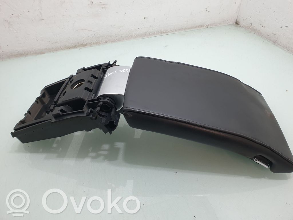 Volvo S80 Armrest 