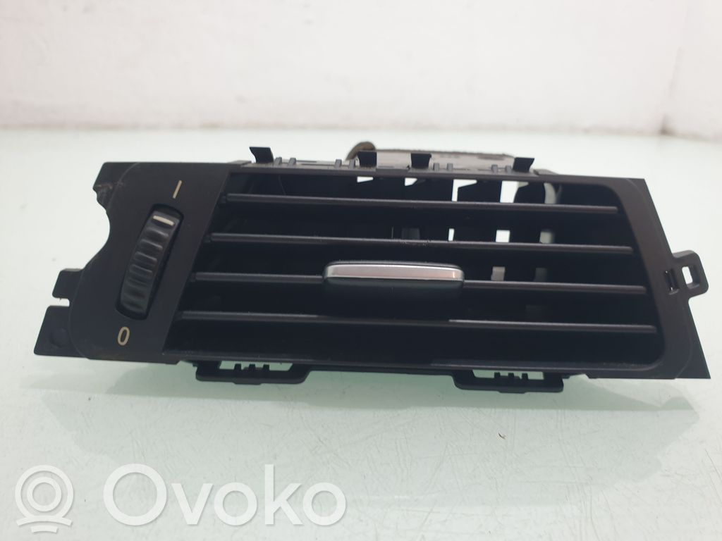BMW 3 E90 E91 Šoninės oro grotelės 