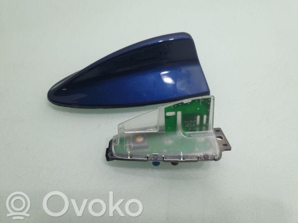 Antenne GPS   6929345,6974188