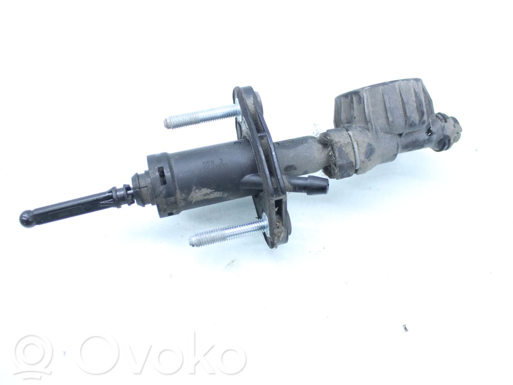 Opel Zafira C Kytkimen pääsylinteri 