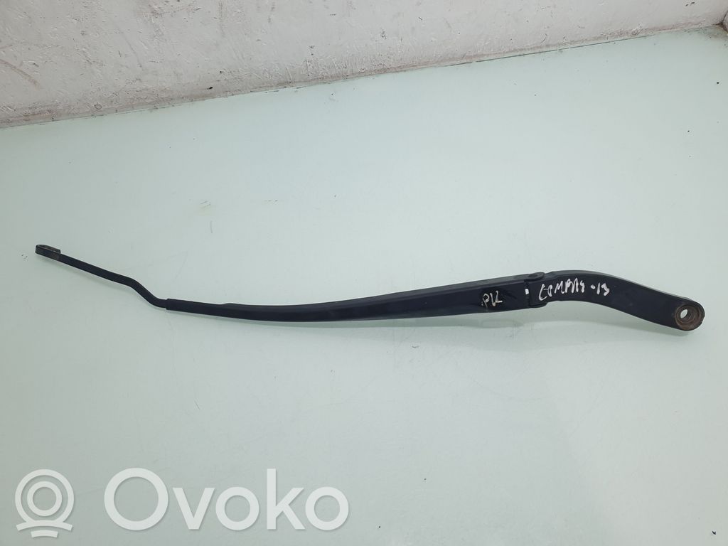 Jeep Compass Front wiper blade arm 