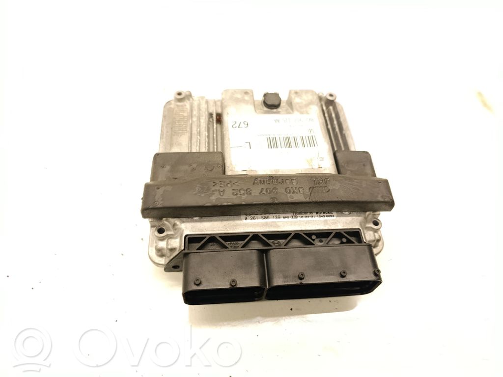 Audi A4 S4 B8 8K Engine control unit/module 