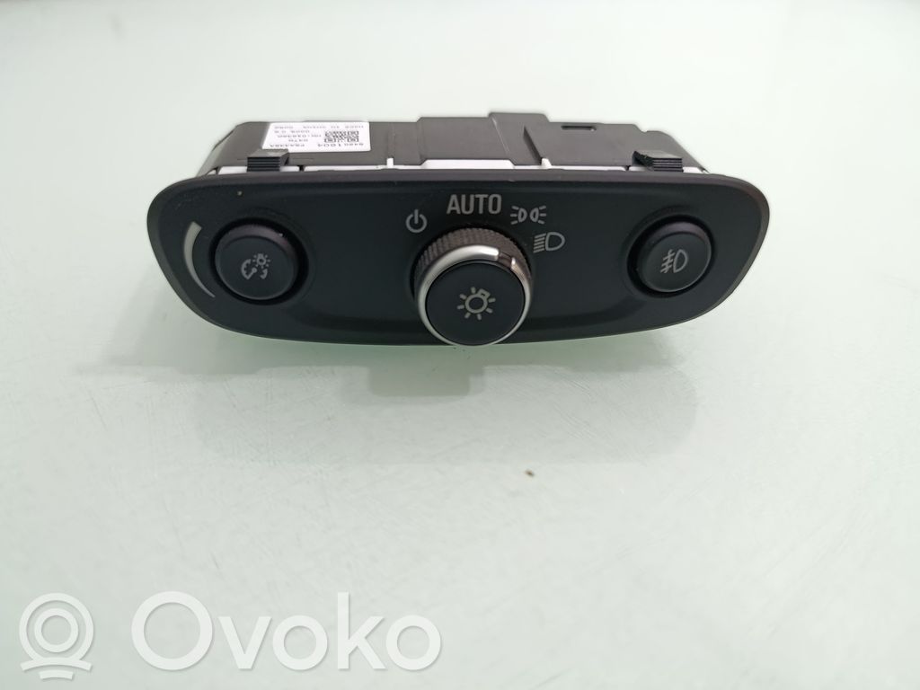 Buick Encore GX I Light switch 
