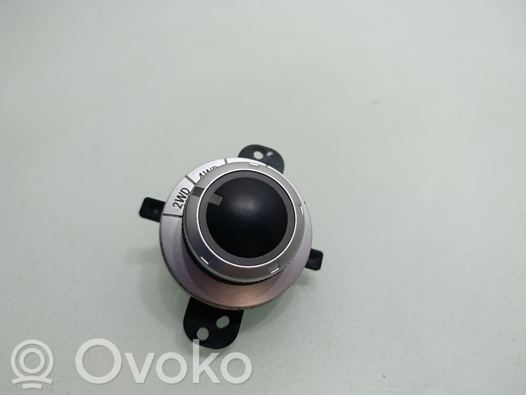 Differential lock switch