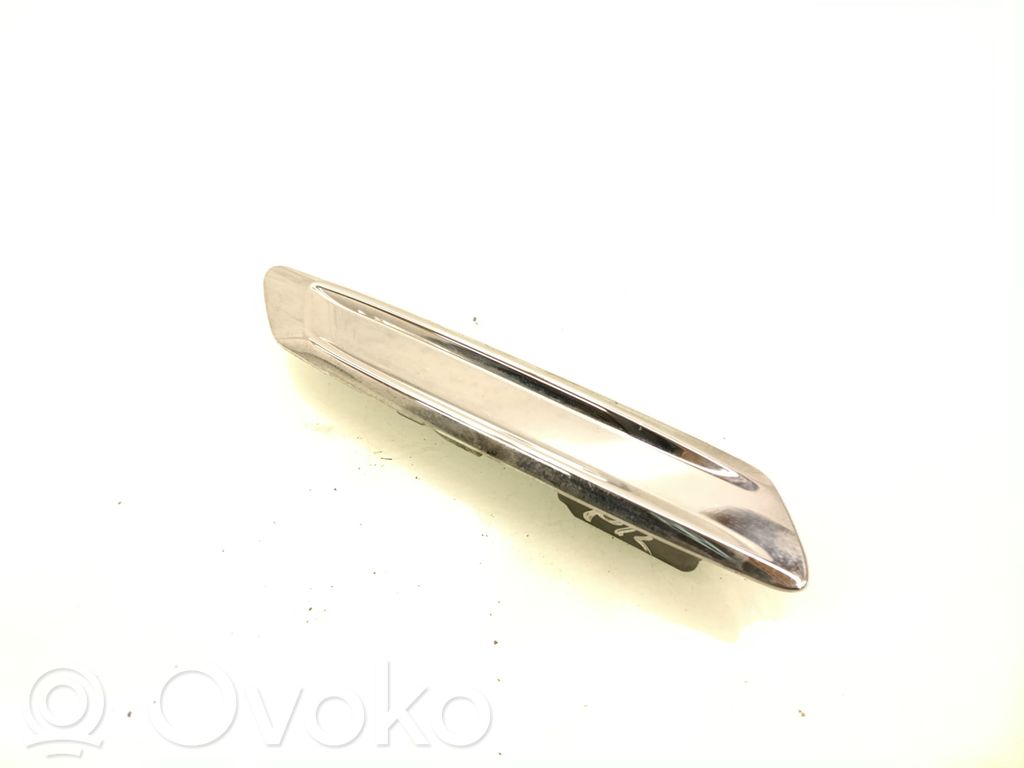 BMW 5 F10 F11 Listwa / Nakładka na błotnik przedni 