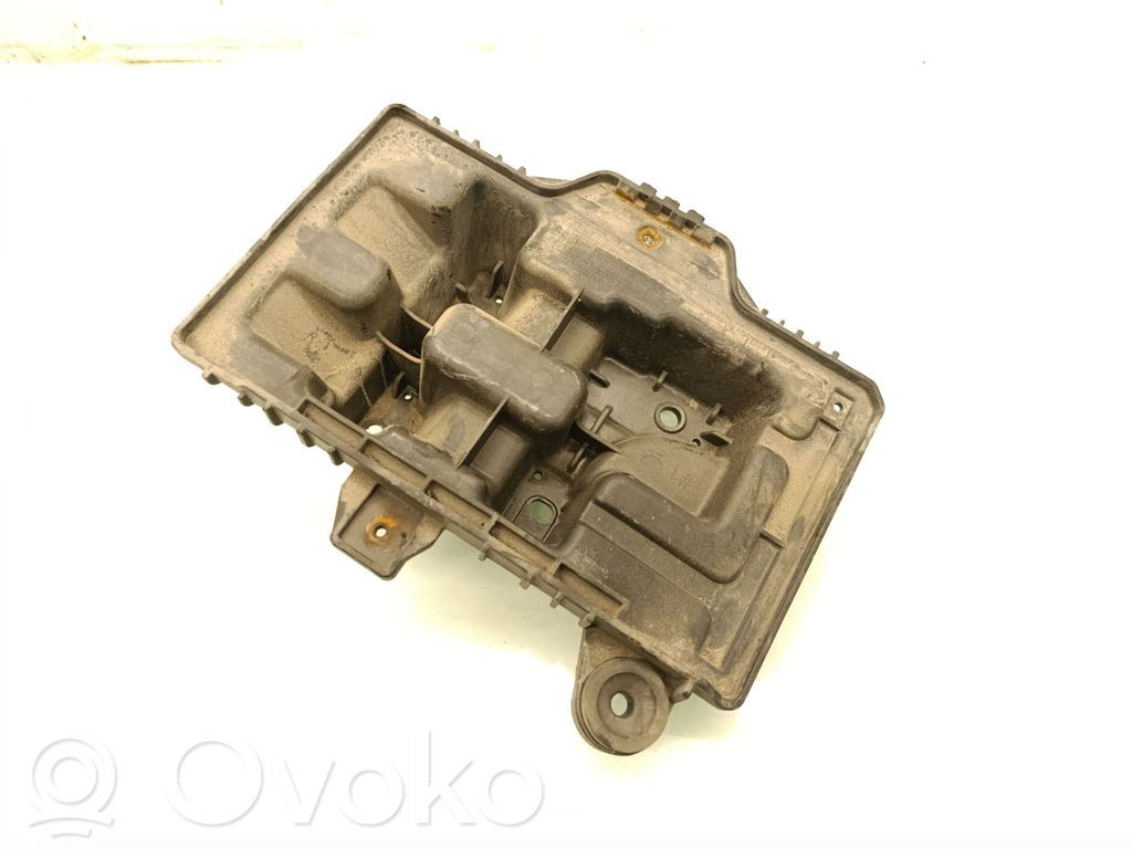 Hyundai Tucson TL Battery tray 