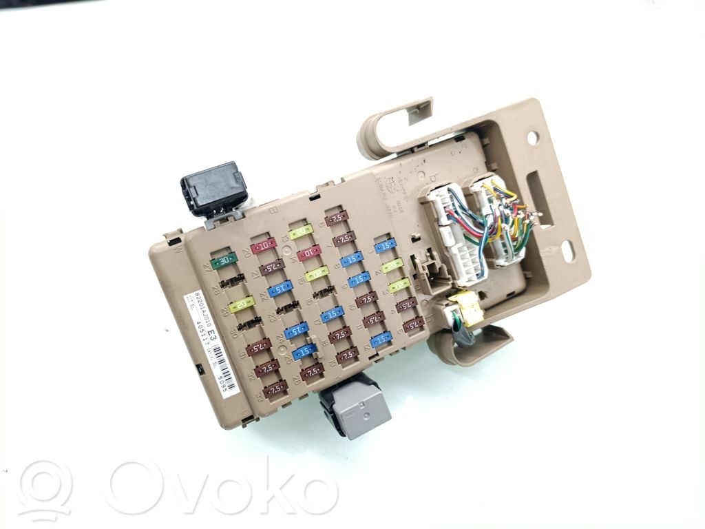 Subaru Outback Fuse module 