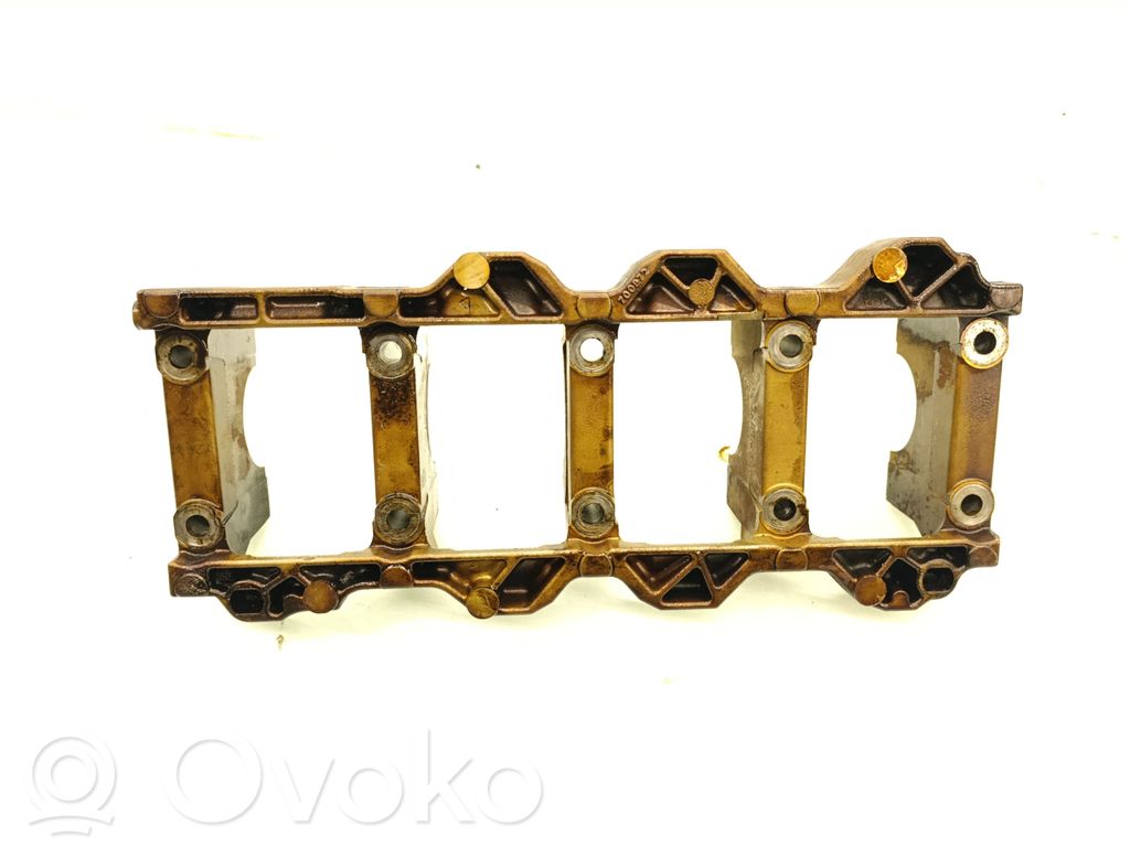 other engine part   700972