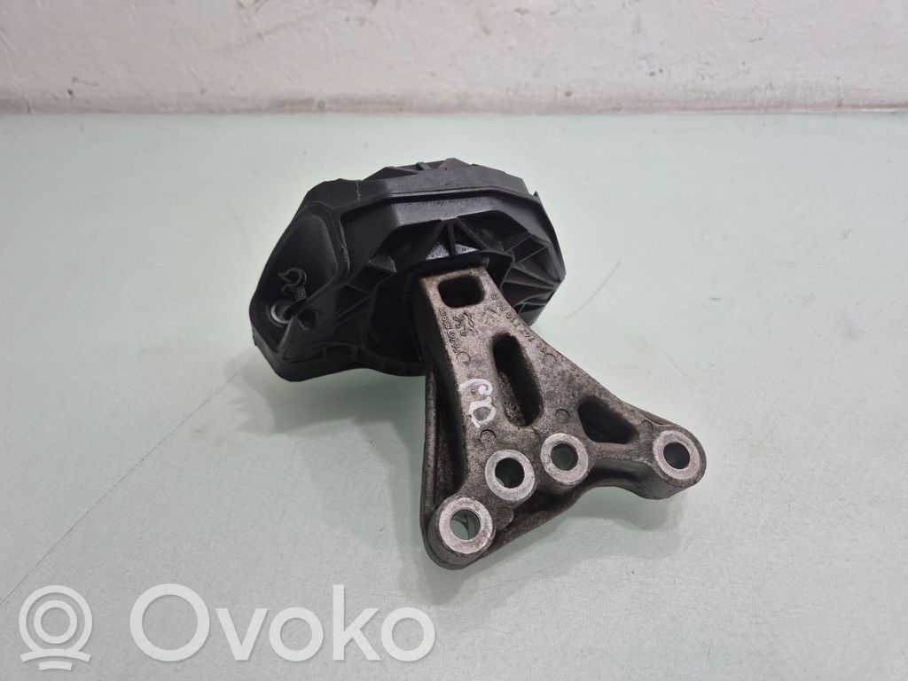 Engine mount bracket   9676780580