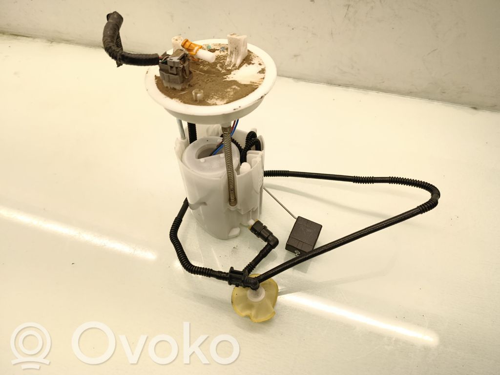 Subaru Outback (BT) Bomba interna de combustible 
