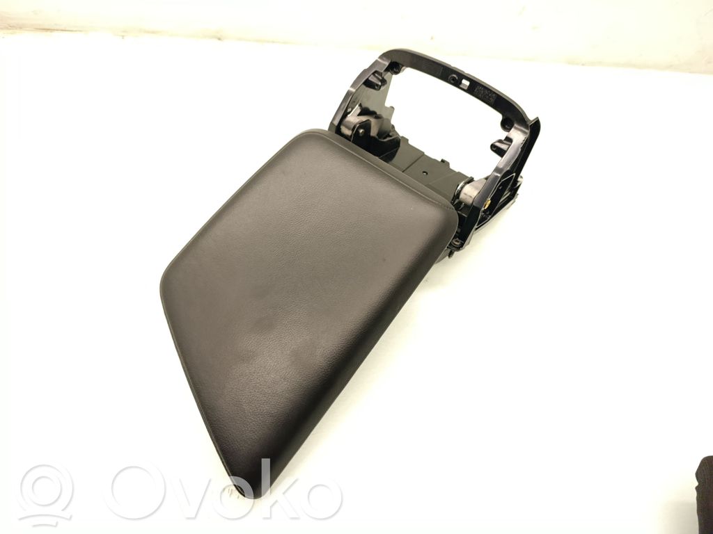 Volvo S60 Bracciolo 