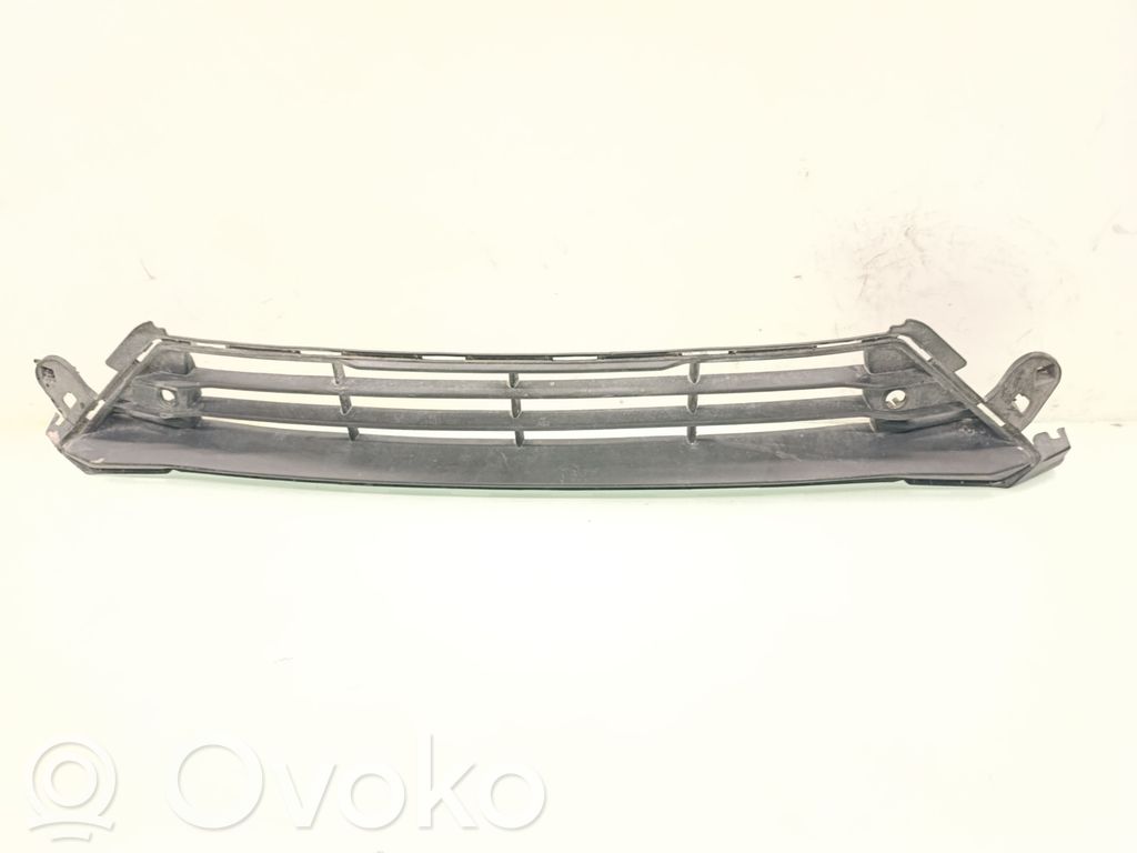 Volvo S60 Front bumper lower grill 