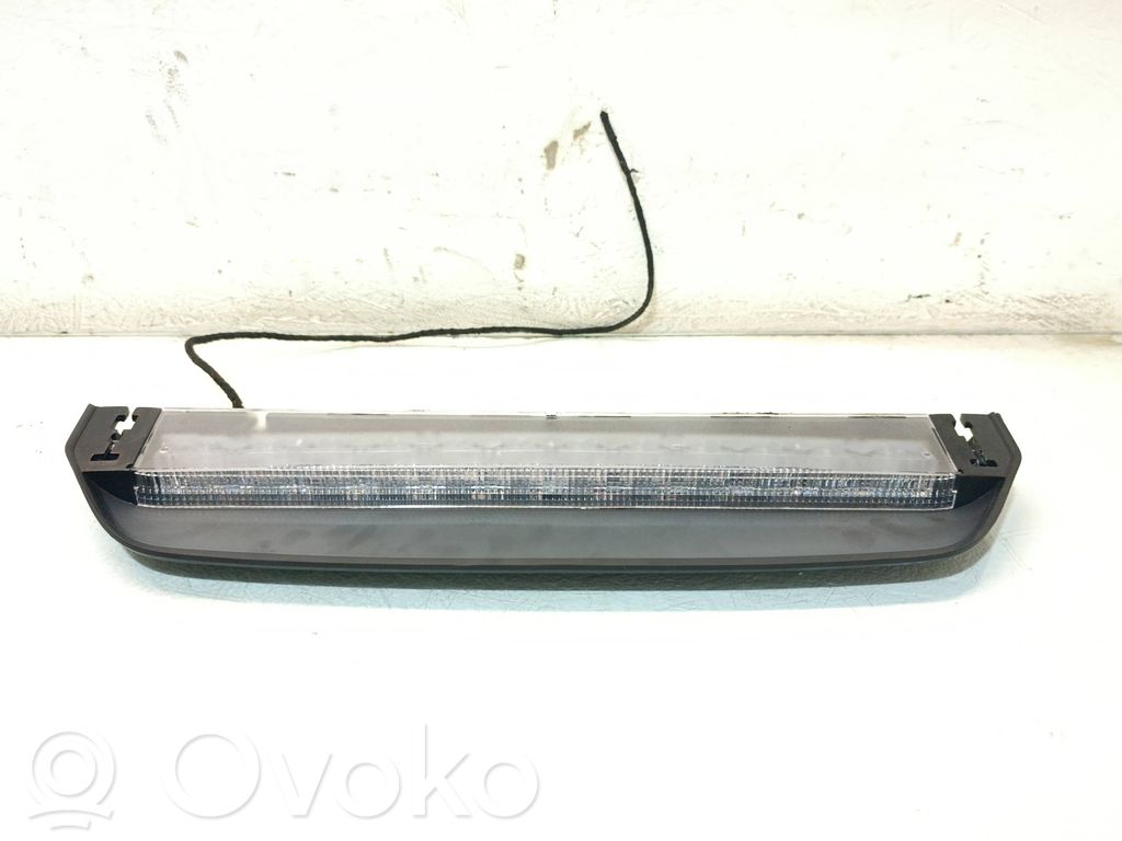 Volvo S60 Third/center stoplight 