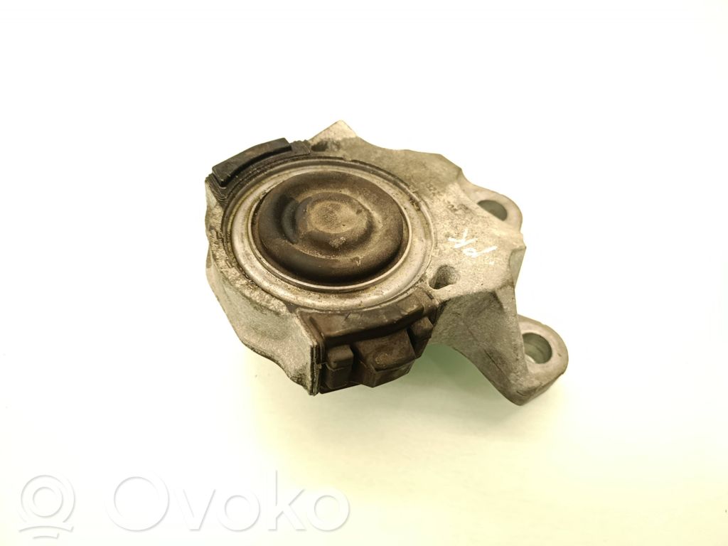 Volvo S60 Engine mount bracket 