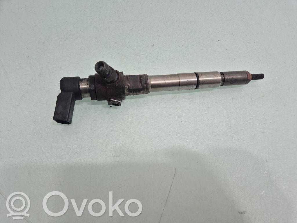 Skoda Fabia Mk2 (5J) Inyector de combustible 