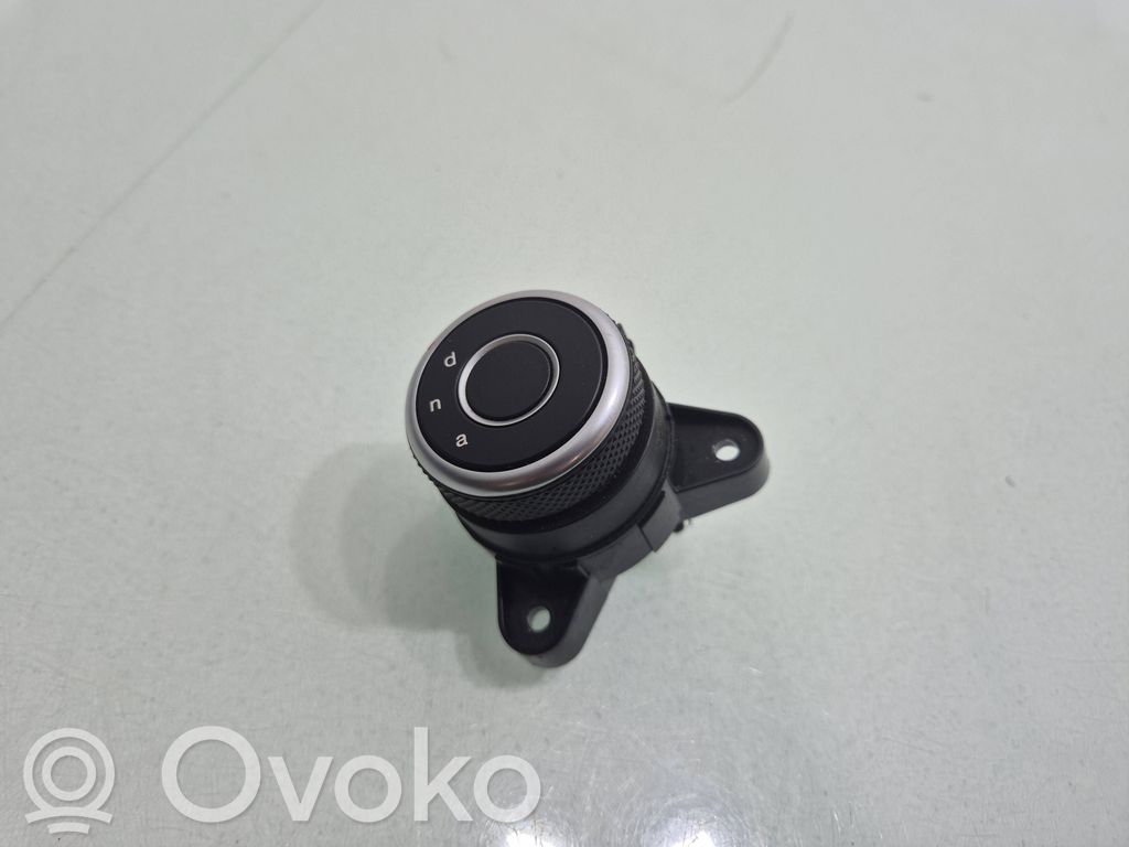 Alfa Romeo Stelvio Other switches/knobs/shifts 