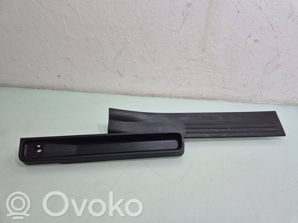 Dodge Grand Caravan Priekinio slenksčio apdaila (vidinė) 