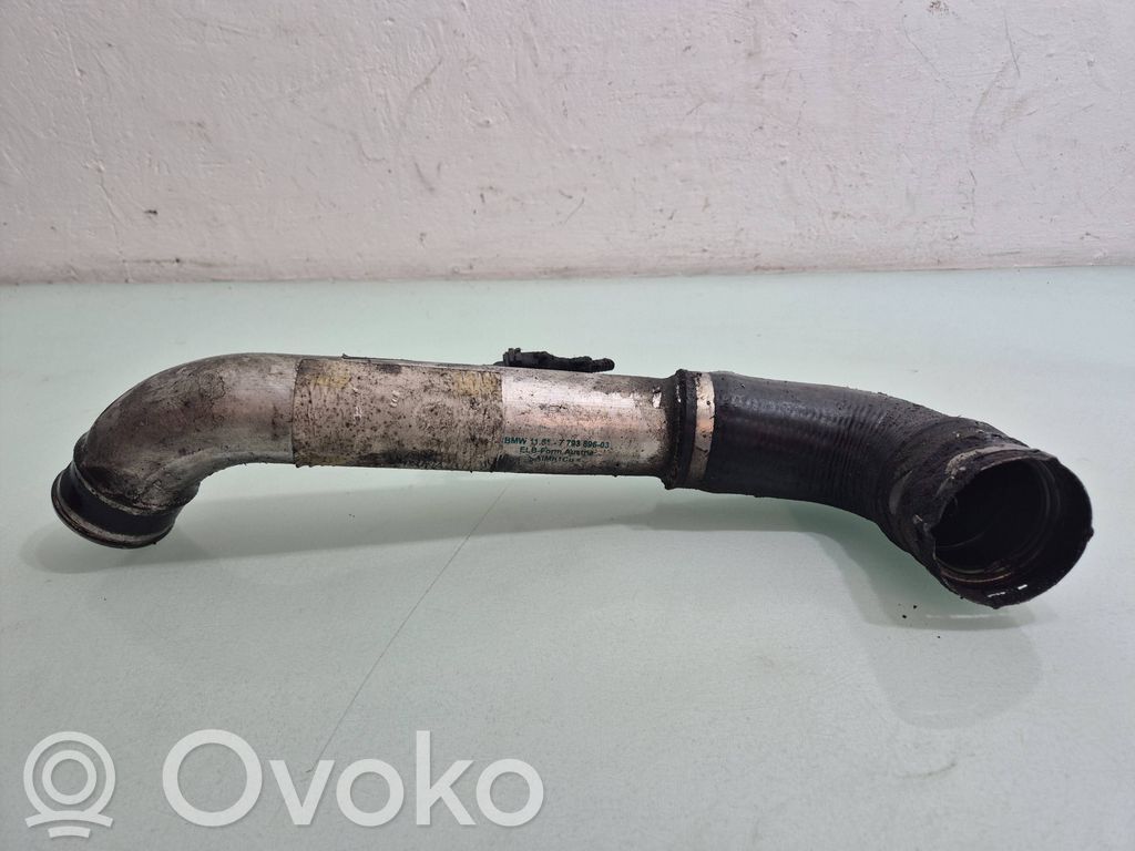 Intercooler hose/pipe   7793896