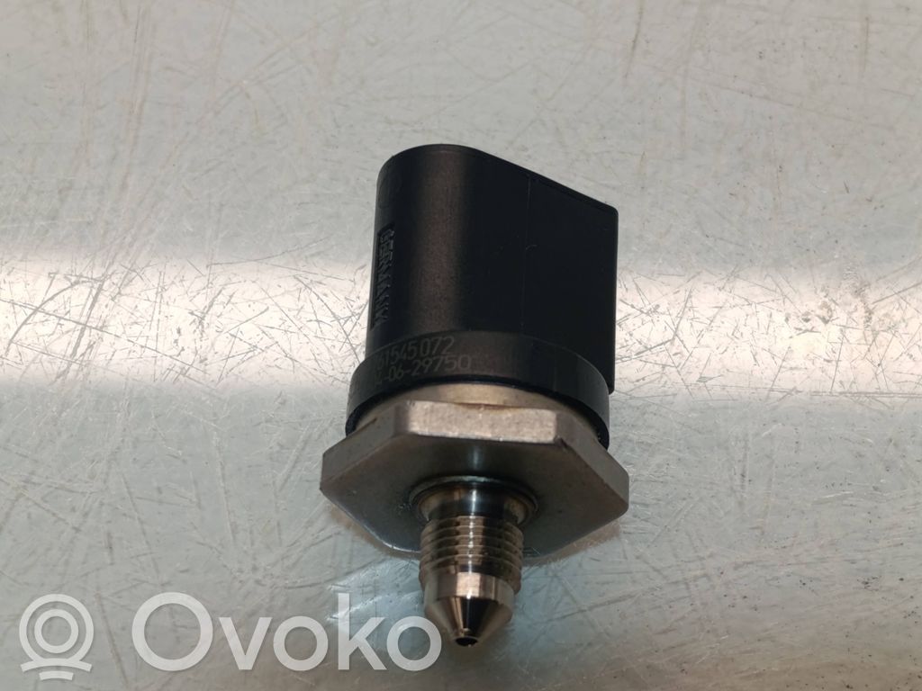 BMW X3 F25 Fuel pressure sensor 