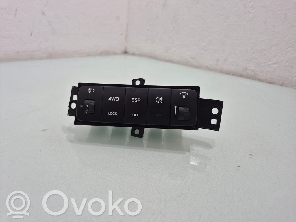 Hyundai Tucson JM A set of switches 