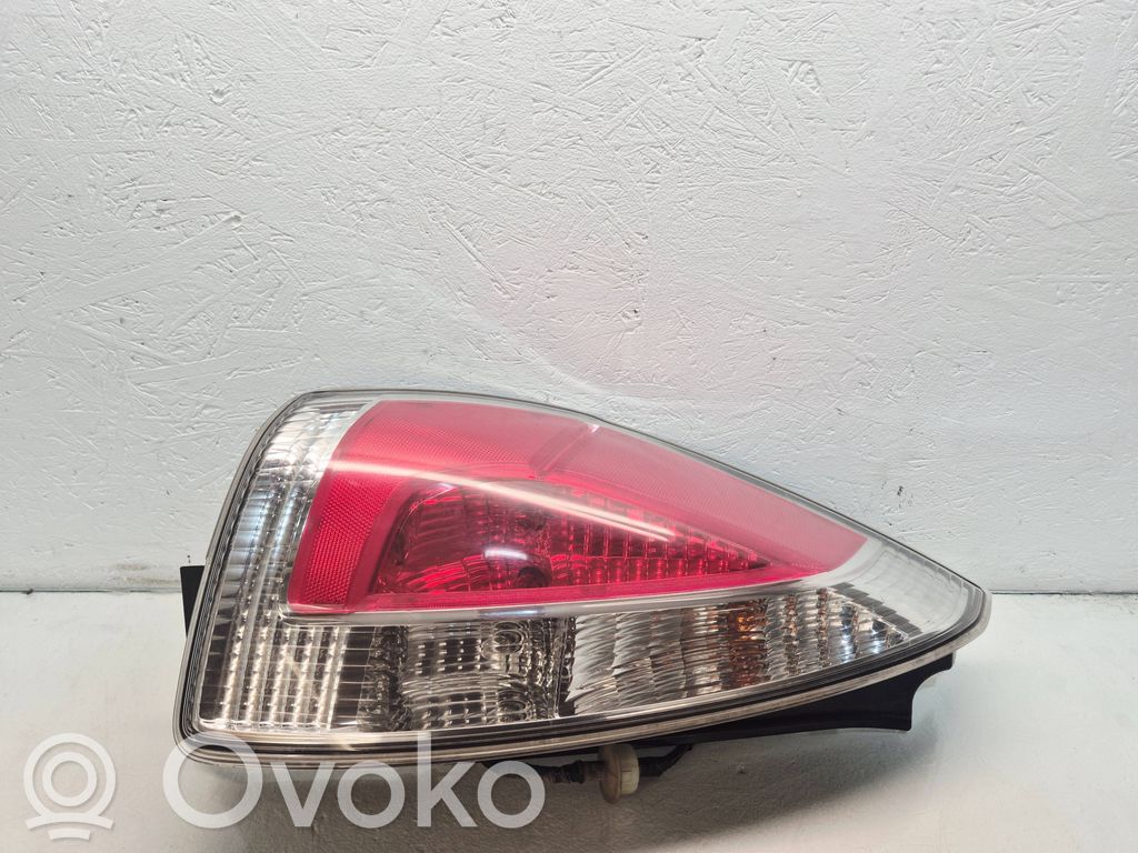 Mazda 5 Rear/tail lights 