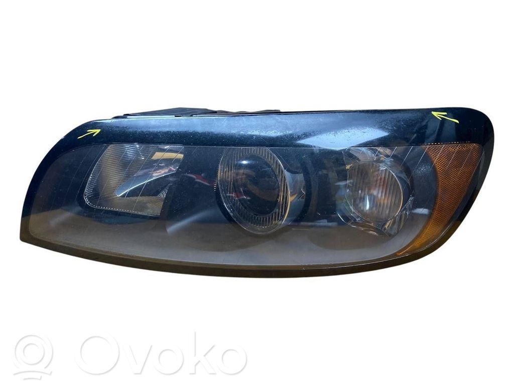 Volvo C30 Lampa przednia 