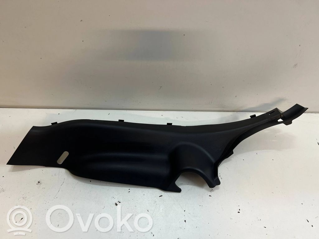 Mazda 3 III Moldura protectora del borde trasero 
