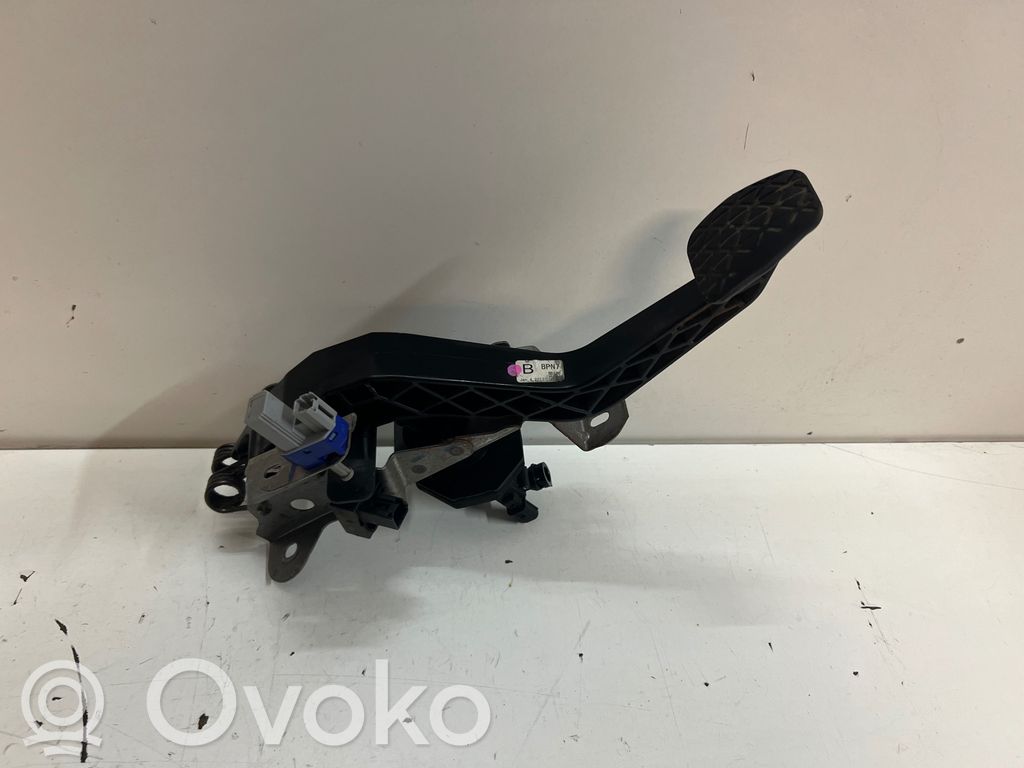 Mazda 3 III Clutch pedal 