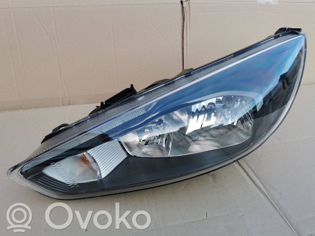 Ford Focus Headlight/headlamp 