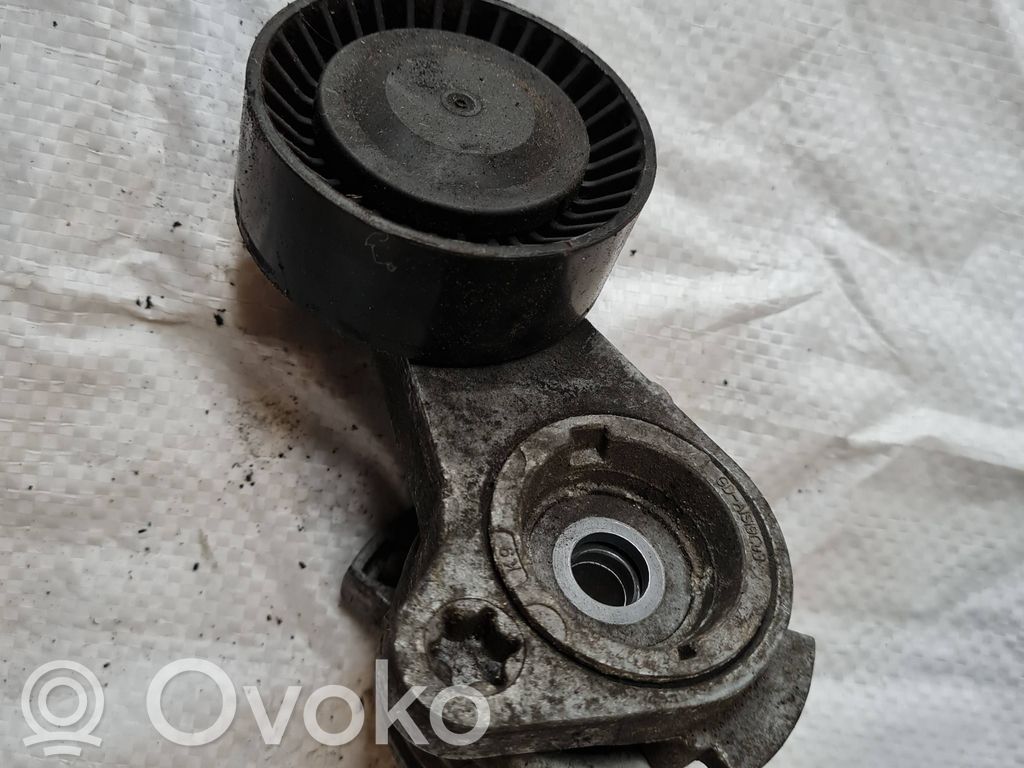 BMW 3 E92 E93 Ģeneratora siksnas spriegotājs 