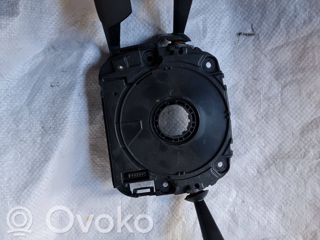 BMW 3 E90 E91 Rokturu komplekts 