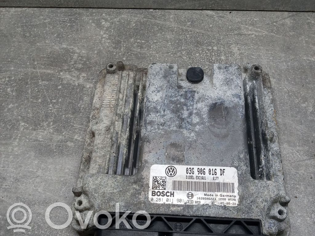 Volkswagen Golf V Engine control unit/module 