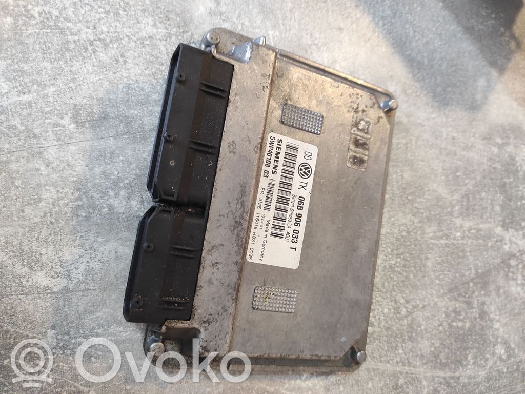 Volkswagen PASSAT B5.5 Engine control unit/module 