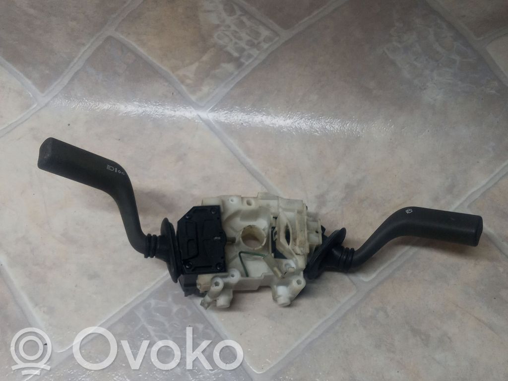 Volvo S40, V40 Wiper turn signal indicator stalk/switch 