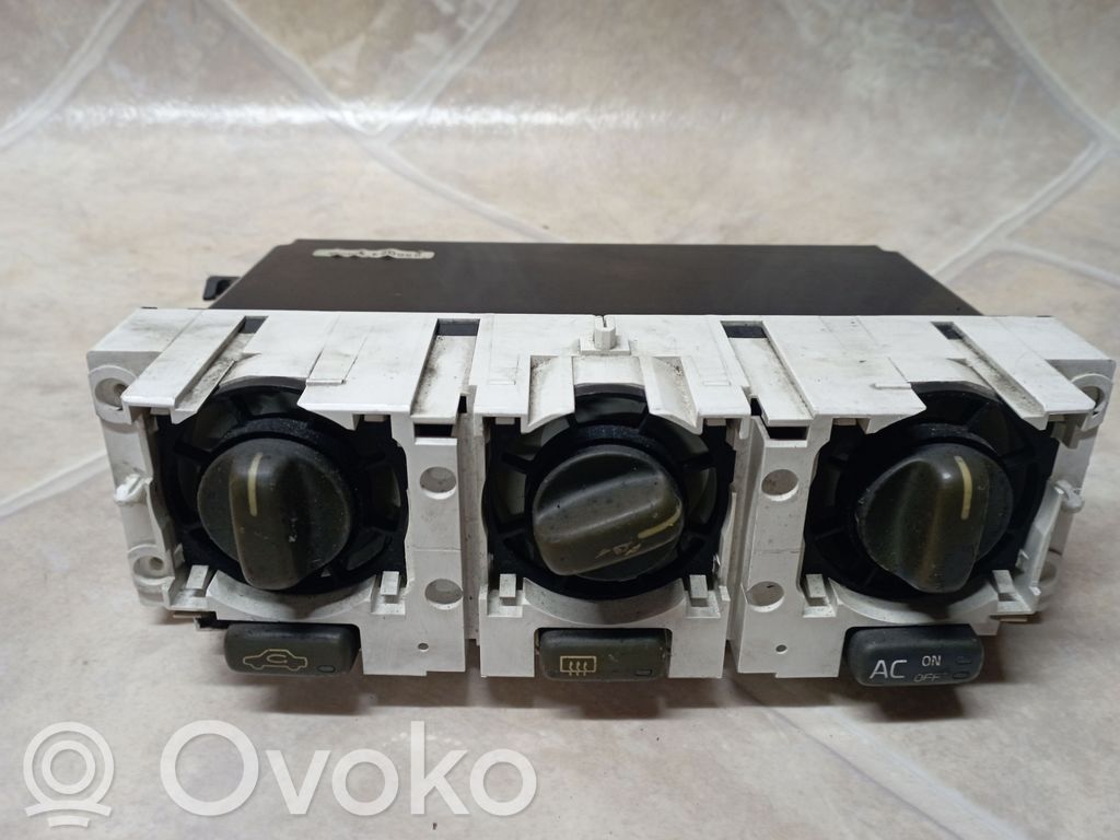 Climate control unit   856064