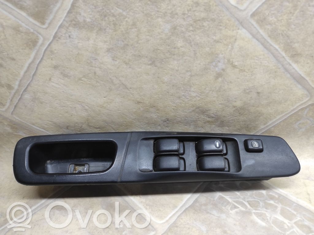 Mitsubishi Galant Electric window control switch 